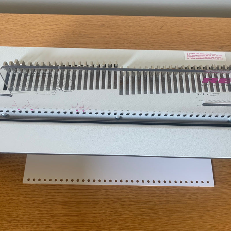 Load image into Gallery viewer, Used Renz DTP340M/DTP340A 3:1 Round-Hole Wire Punch Tool