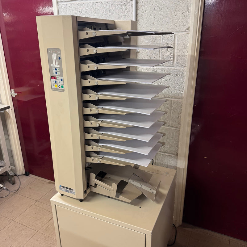 Load image into Gallery viewer, Pre-loved, Used, Plockmatic 310+ 10-Bin Friction-Fed Collator & Base Unit
