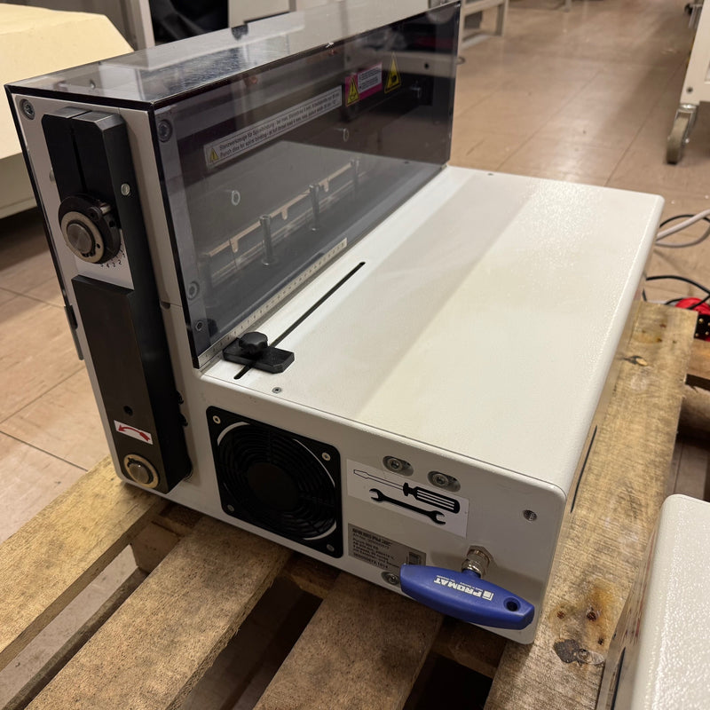 Load image into Gallery viewer, Pre-owned Renz P500ES Heavy Duty Wide-Format Binding Punch Machine