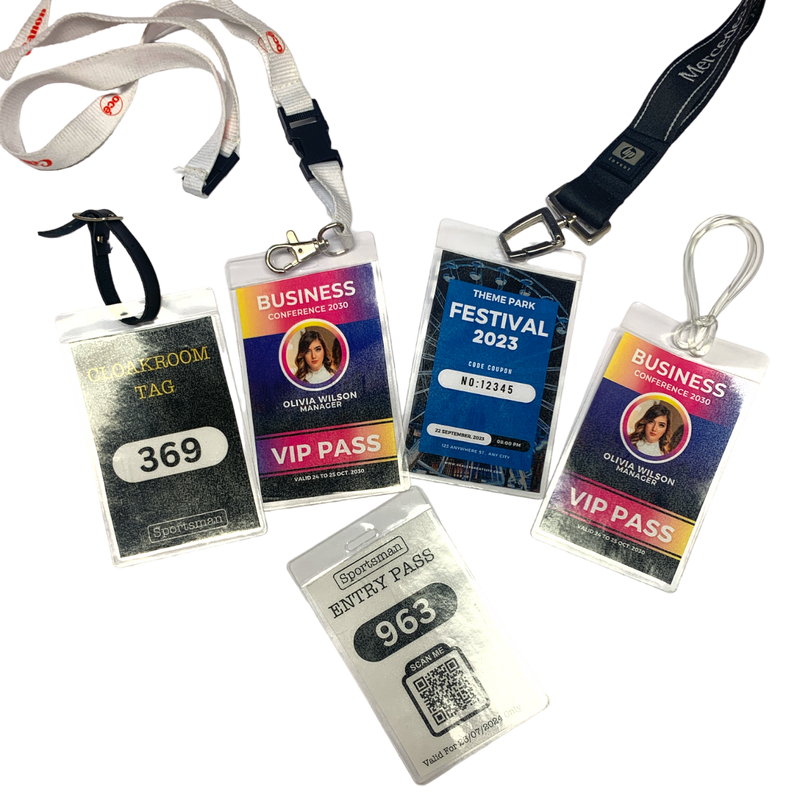 Load image into Gallery viewer, Cold-Seal Large Luggage Tag 71x115mm With-Slot Laminate Pouches (500)