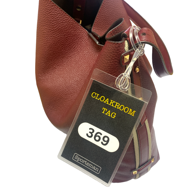 Load image into Gallery viewer, Cold-Seal Large Luggage Tag 71x115mm With-Slot Laminate Pouches (500)
