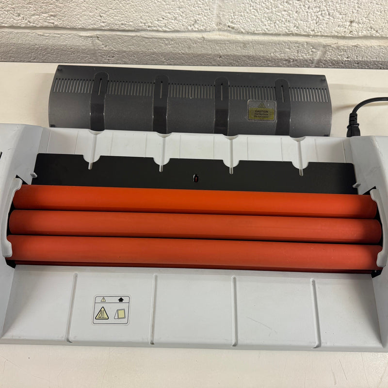 Load image into Gallery viewer, Pre-owned PHS 450 A2 & Multi-Quantity Pouch Laminator