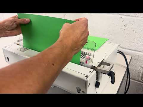 Load and play video in Gallery viewer, Pre-owned Renz DTP340A / DTP340M 3:1 Square-Hole Wire Tool Punch