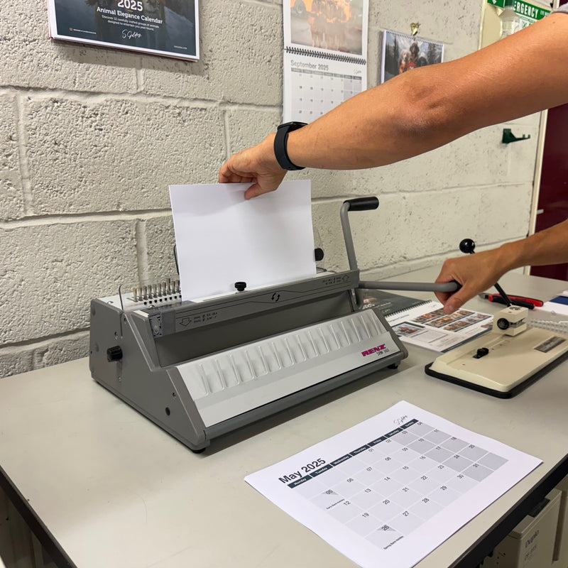 Load image into Gallery viewer, Renz SRW 360 Manual 3:1 Wire Punch & Binding Machine