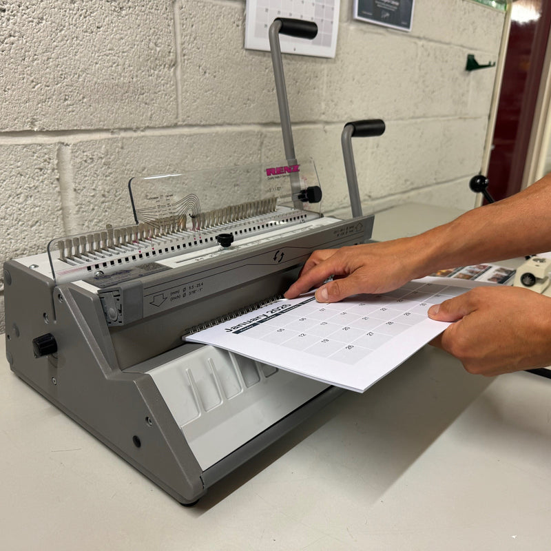 Load image into Gallery viewer, Renz SRW 360 Manual 3:1 Wire Punch & Binding Machine