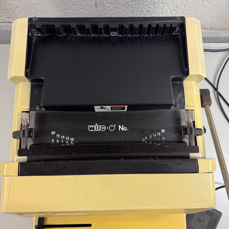 Load image into Gallery viewer, Second-hand James Burn PB3000 Wire-O Binding Punch With 3:1 & 2:1 Wire Tool Dies
