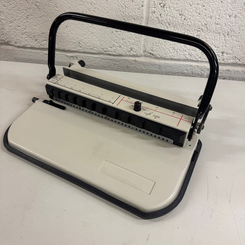 Load image into Gallery viewer, Ex-demo James Burn PB34 3:1 Wire Punch & Closer