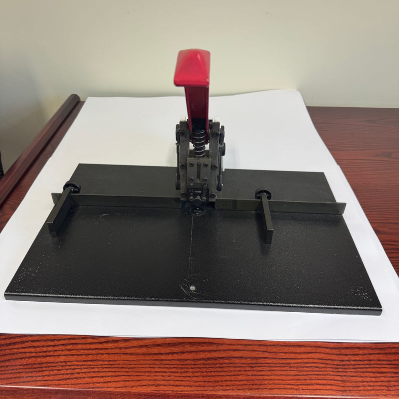 Load image into Gallery viewer, Pre-owned Stago H18T Heavy-Duty Manual Stapler