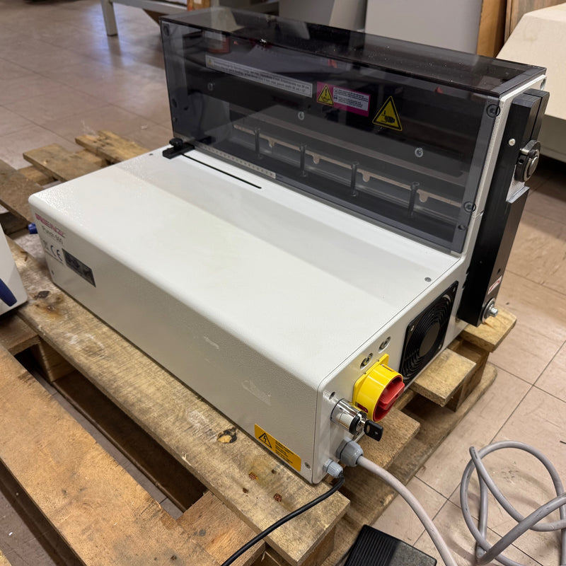 Load image into Gallery viewer, Pre-owned Renz P500ES Heavy Duty Wide-Format Binding Punch Machine