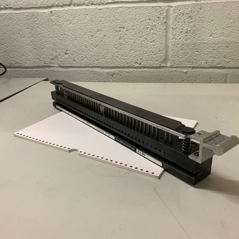 Load image into Gallery viewer, Pre-owned Rhinotuff HD7700 Calendar Punch Tool Die