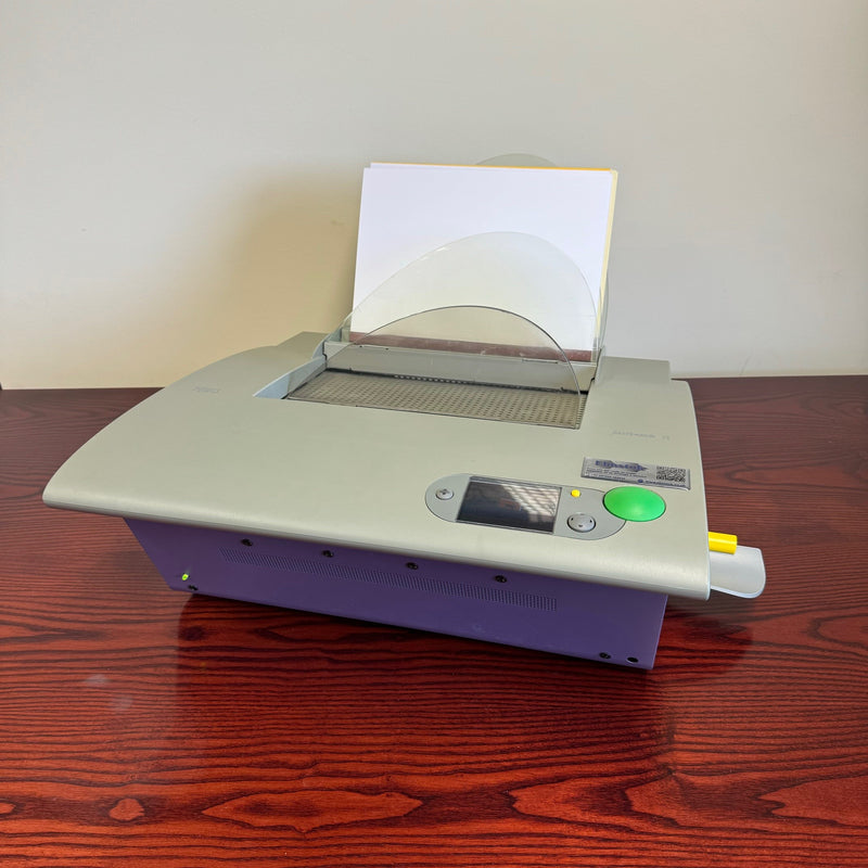 Load image into Gallery viewer, Pre-owned Powis Fastback 20 Binding Machine
