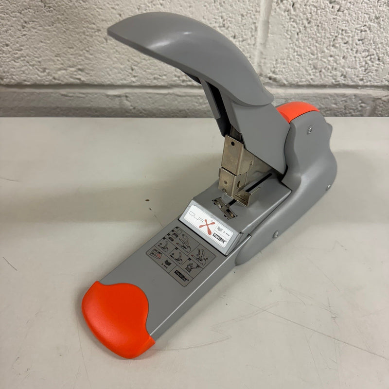 Load image into Gallery viewer, Ex-demo Rapid Duax Heavy-Duty Manual Stapler