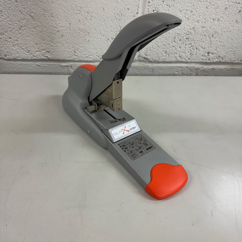 Load image into Gallery viewer, Ex-demo Rapid Duax Heavy-Duty Manual Stapler