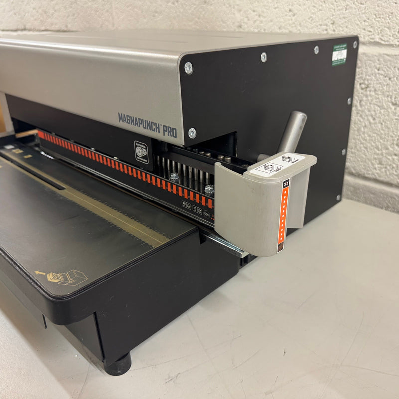 Load image into Gallery viewer, Pre-owned Magnapunch-Pro GBC Punch Including 3:1 Wire Punch