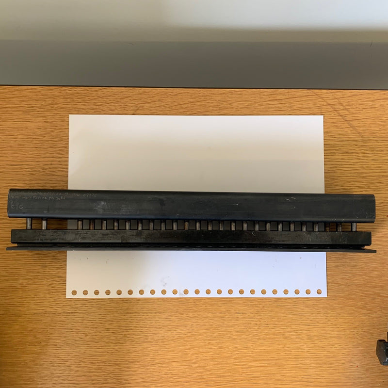 Load image into Gallery viewer, Pre-owned James Burn PB3000 2:1 Round-Hole Wire Punch Tool Die