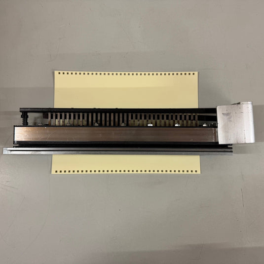 Pre-owned GBC Magnapunch 1.0 3:1 Wire Square Punch Tool 7707101