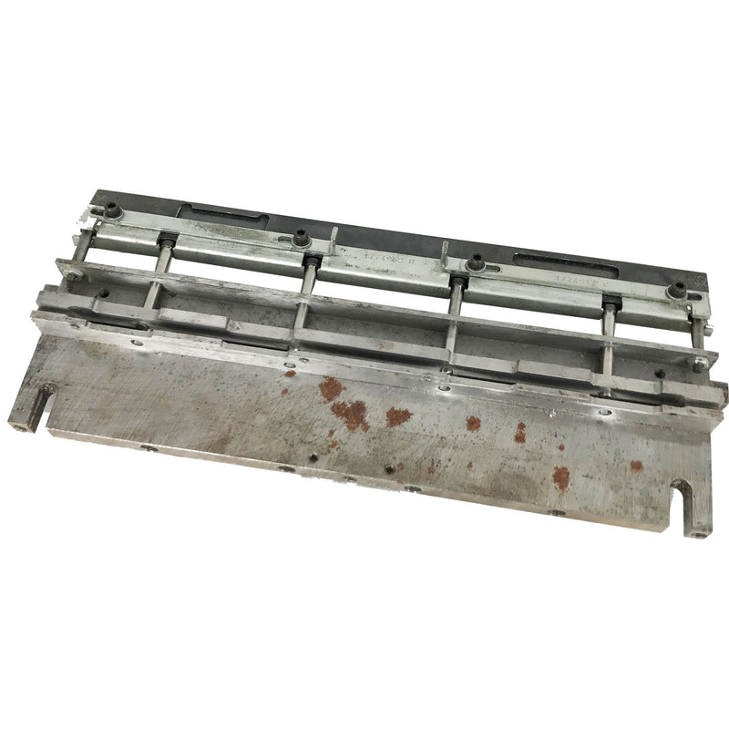 Load image into Gallery viewer, Pre-used GBC AP2 2 & 4-Hole Punch Tool Die