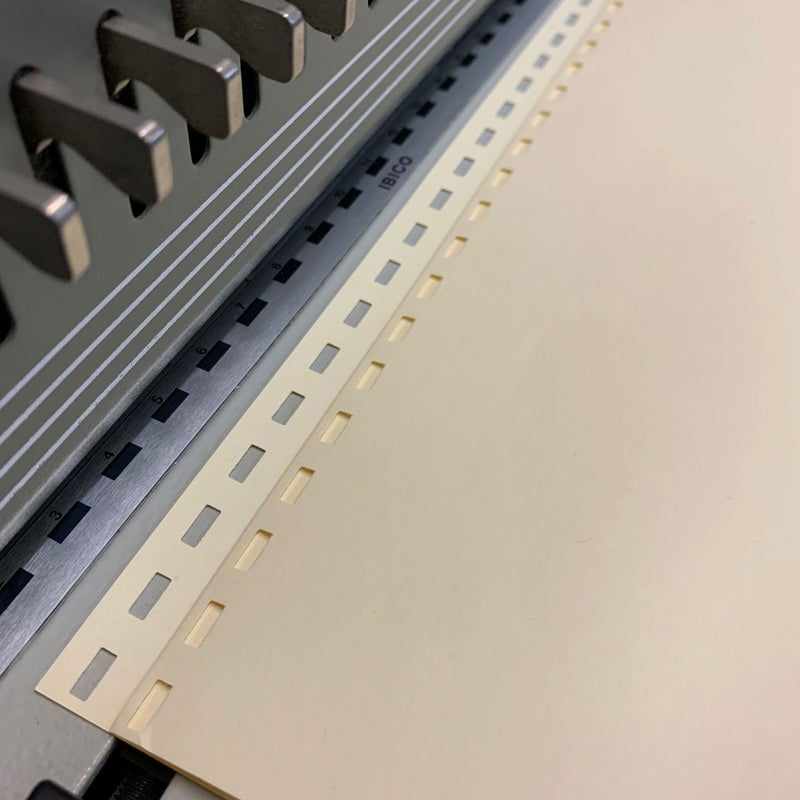 Load image into Gallery viewer, Pre-owned Ibico / GBC EPK21 H/Duty Comb Punch & Binder-127369