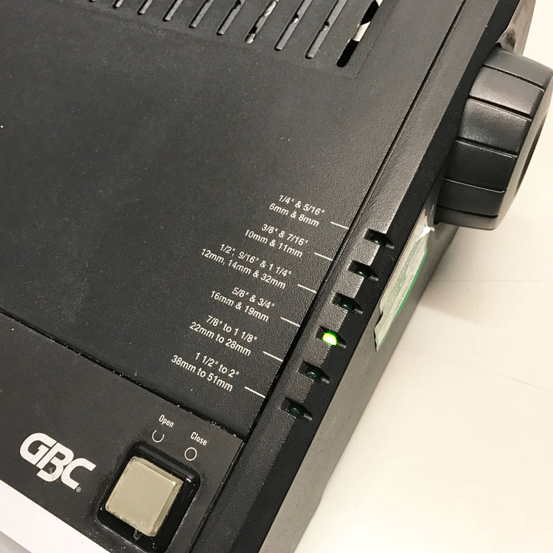 Load image into Gallery viewer, Pre-owned GBC PB2600 Electric Plastic-Comb Closer Finisher