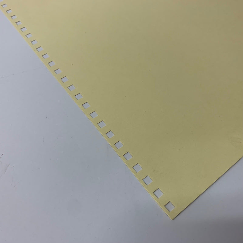 Load image into Gallery viewer, Pre-owned GBC AP2 3:1 Square-Hole Wire Punch Tool