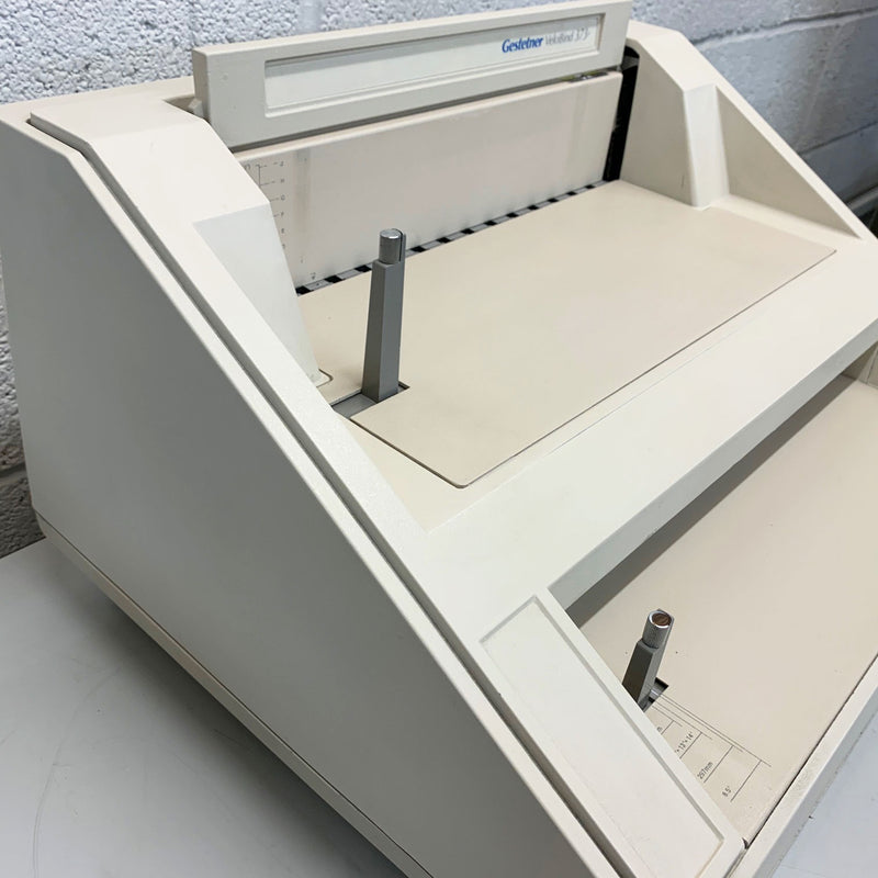Load image into Gallery viewer, Pre-owned Gestetner 373 / GBC Velobind System-3 Strip Binder