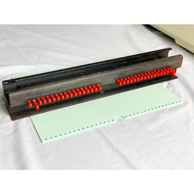Load image into Gallery viewer, Pre-owned James Burn PB3000 Calendar Wire Punch Tool