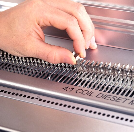 Load image into Gallery viewer, GBC Magnapunch Elite 4:1 Coil Spiral Bind Punch Die Tool
