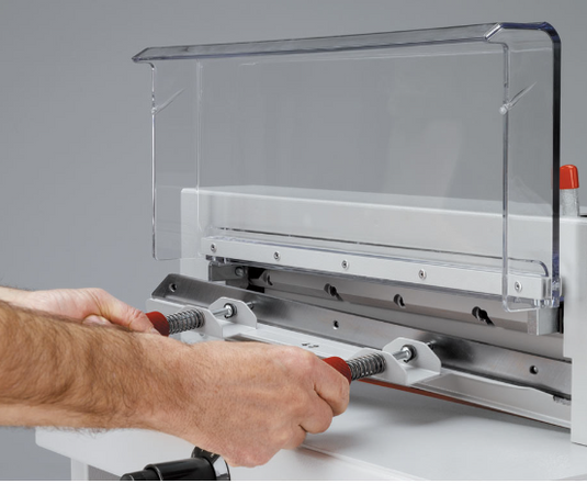 Ideal 4305 Manual Office Guillotine Cutter