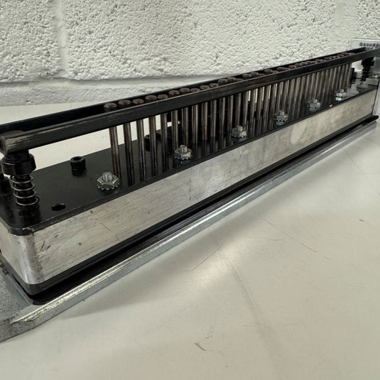 Lightly Used GBC Magnapunch 1.0 3:1 Wire Round Punch Tool Die