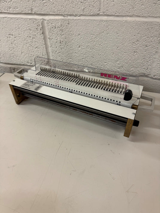 Ex-demo Renz DTP340M/DTP340A 3:1 Round-Hole Wire Punch Tool