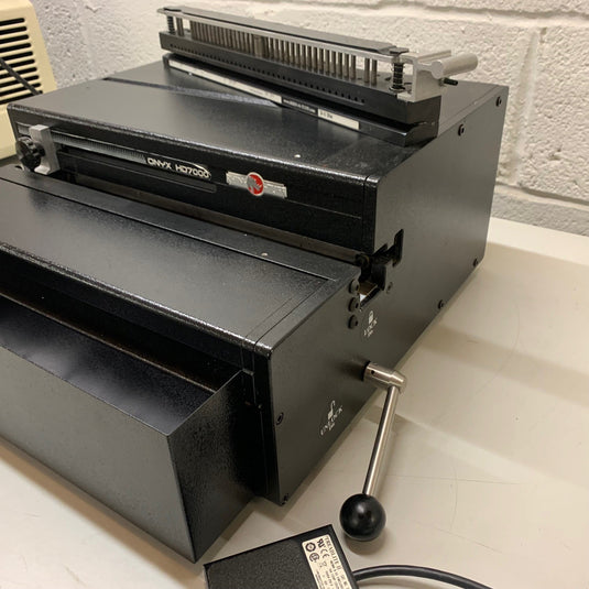 Pre-owned Onyx Rhinotuff HD7000 Calendar Binding Punch & Closer