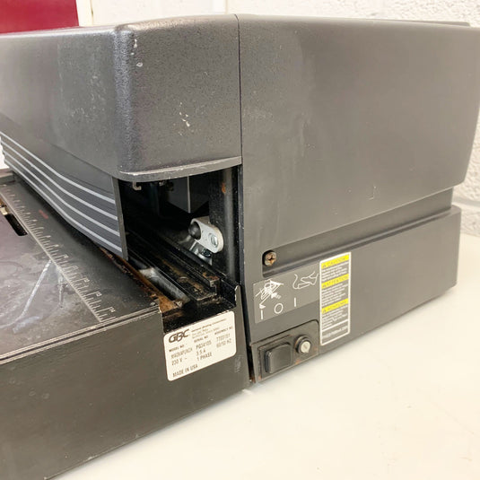 Used GBC Magnapunch 1.0 Heavy-Duty Binding Punch - PG34105